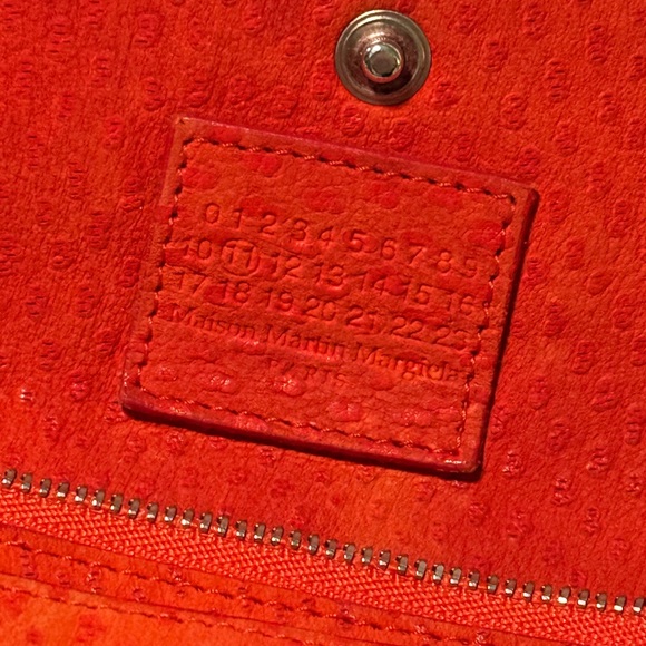 Maison Martin Margiela Vibrant Orange Coral Crossbody Bag - Picture 10 of 17